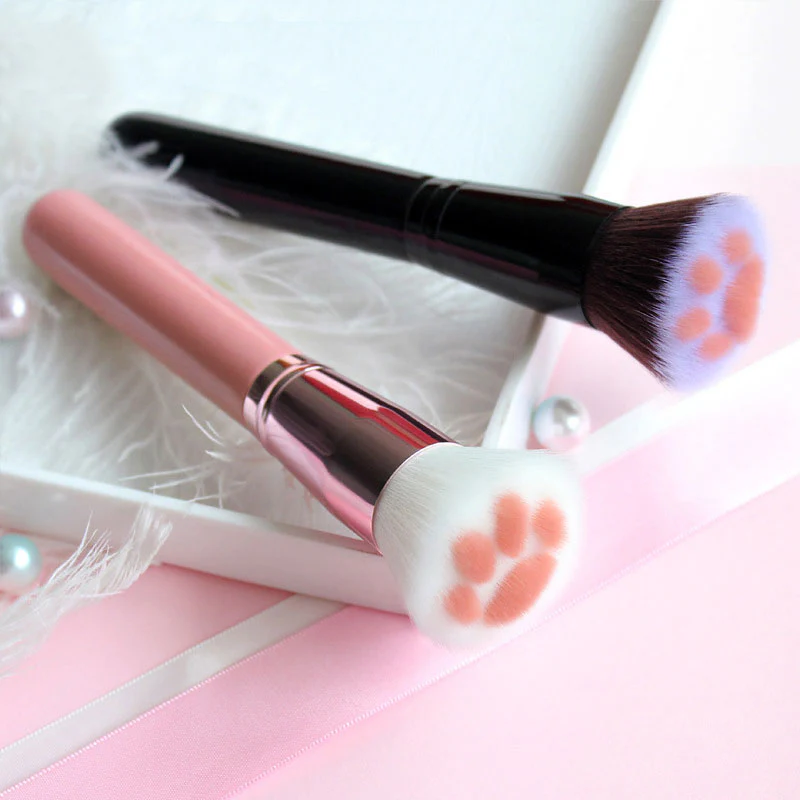 Cute Cat Paw Makeup Brush - Image 7