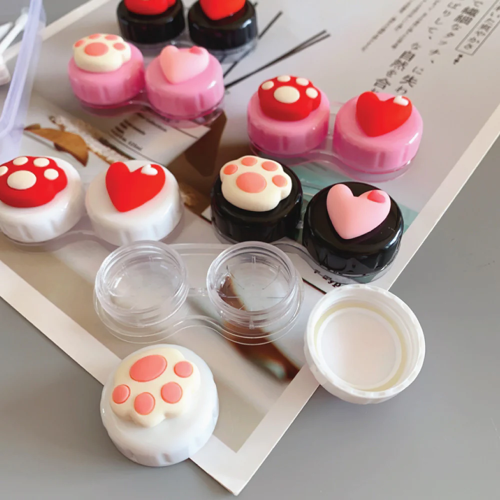 Cute Paw & Love Lens Case Travel Kit (3 Pairs)