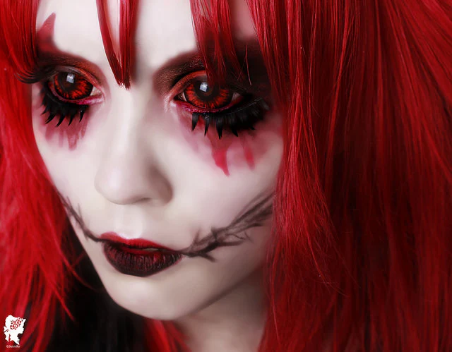 Phantasee Red Black Sclera Contacts Sunpyre (2 lenses/pack) - Image 3